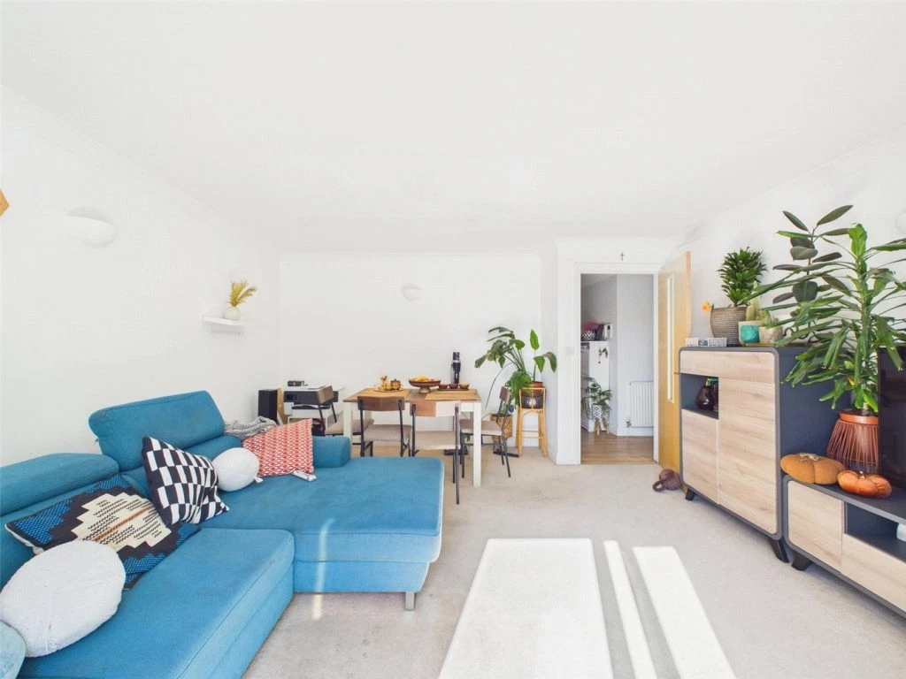 Parkwood Road, Bournemouth, Dorset, BH5 2BS - image 4