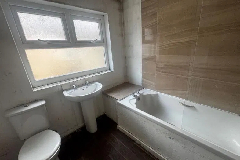 38 St. Andrew Road, Liverpool, Merseyside, L4 2RJ - image 5