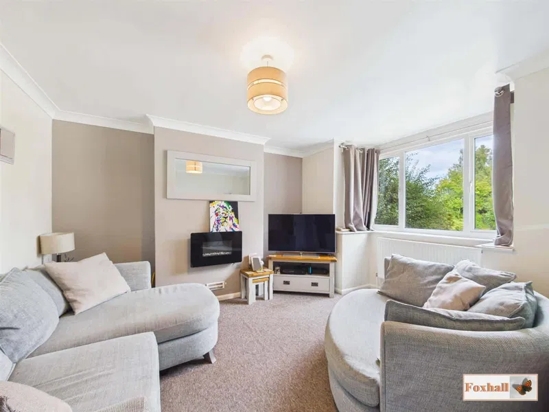 Humber Doucy Lane, Ipswich, IP4 3PD - image 2