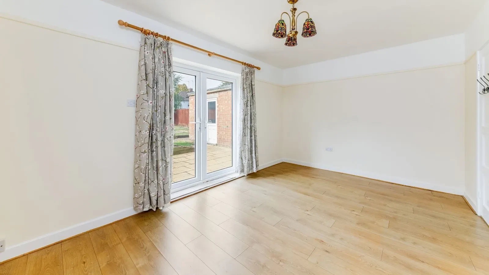 The Fairway, Banbury OX16 0RJ - image 7