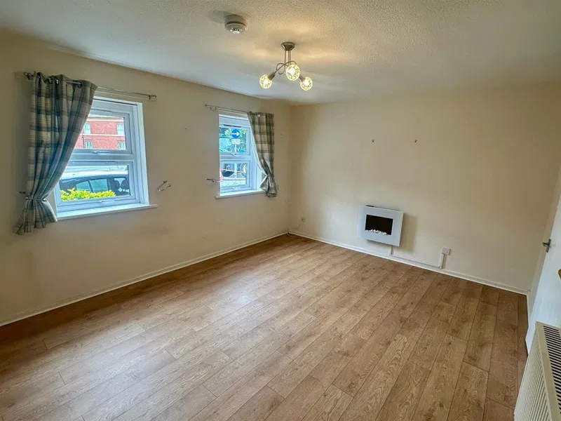St Owen Court, Mill Street, Hereford - image 3