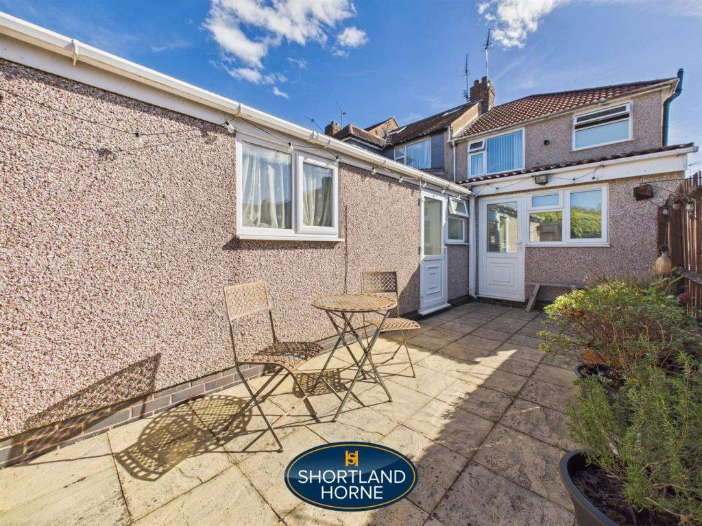 The Martyrs Close, Cheylesmore, Coventry - image 21