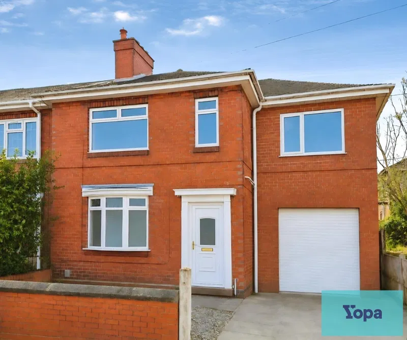 Collinson Road, Goldenhill, Stoke-on-Trent, ST6