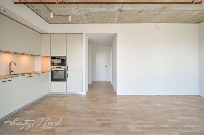 Chalkstone Lane, London, SE10 - image 3