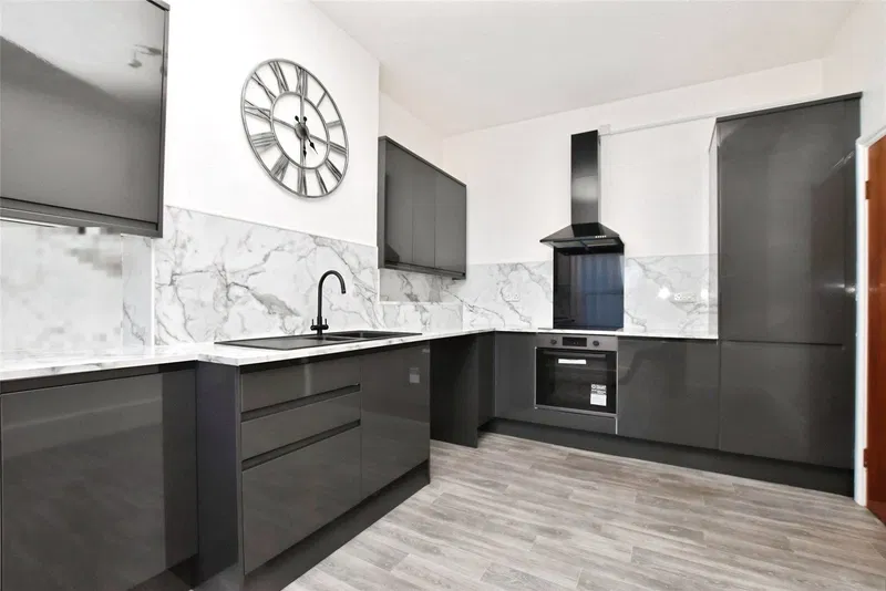 Rolle Street, Exmouth, Devon, EX8 - image 3