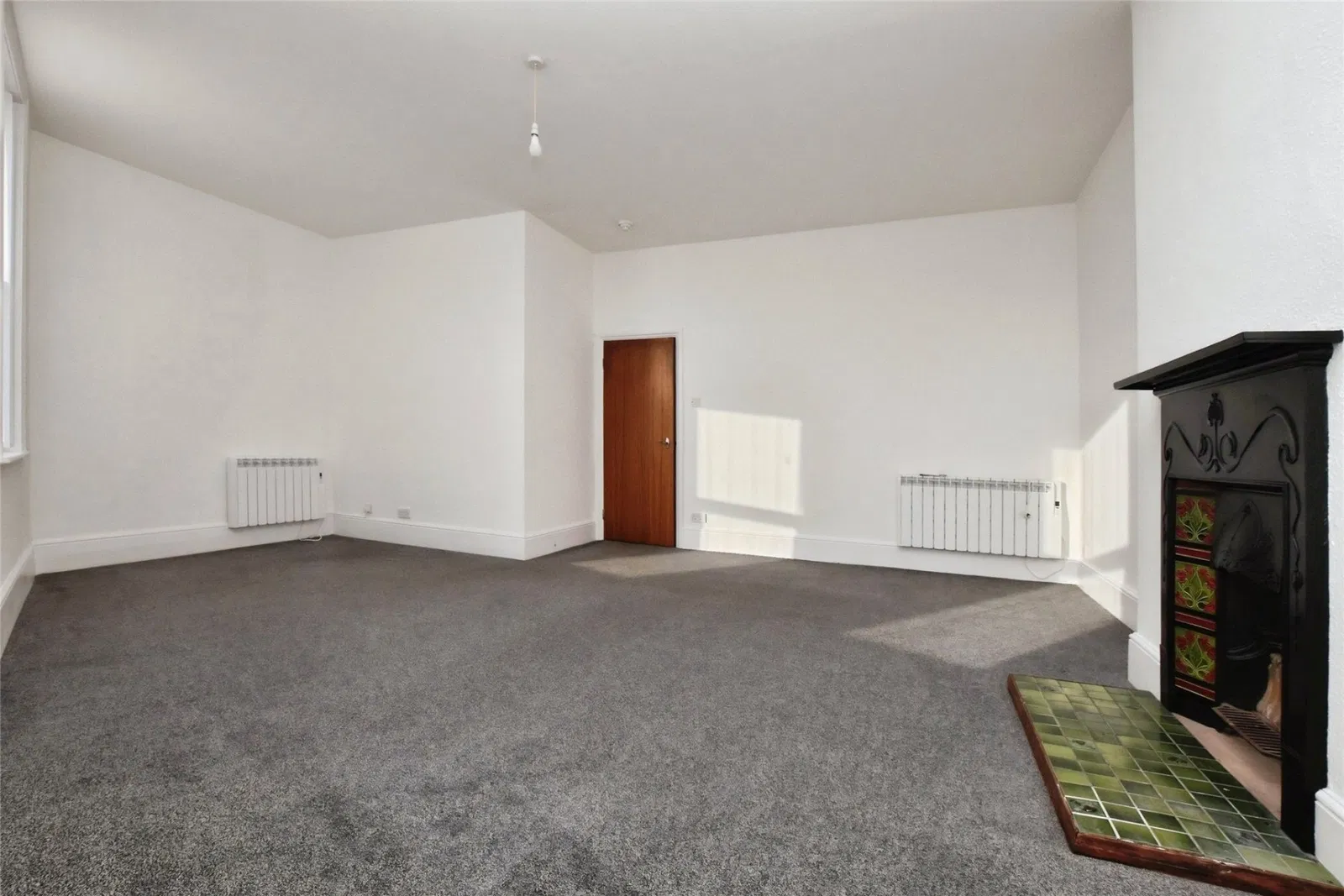 Rolle Street, Exmouth, Devon, EX8 - image 4