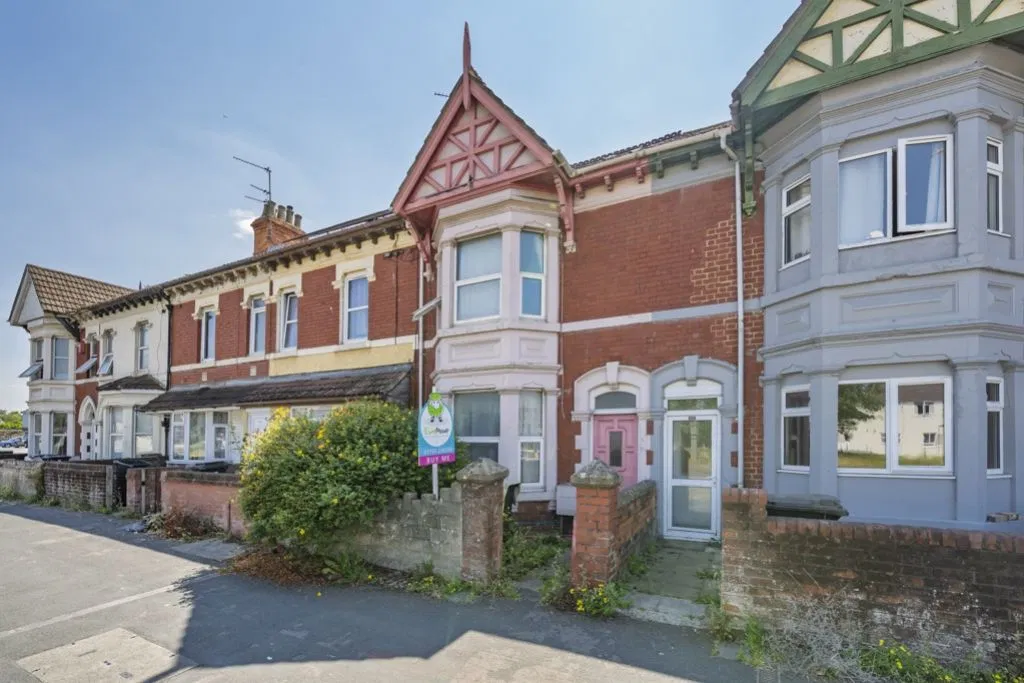 County Road, Swindon, SN1 - image 1