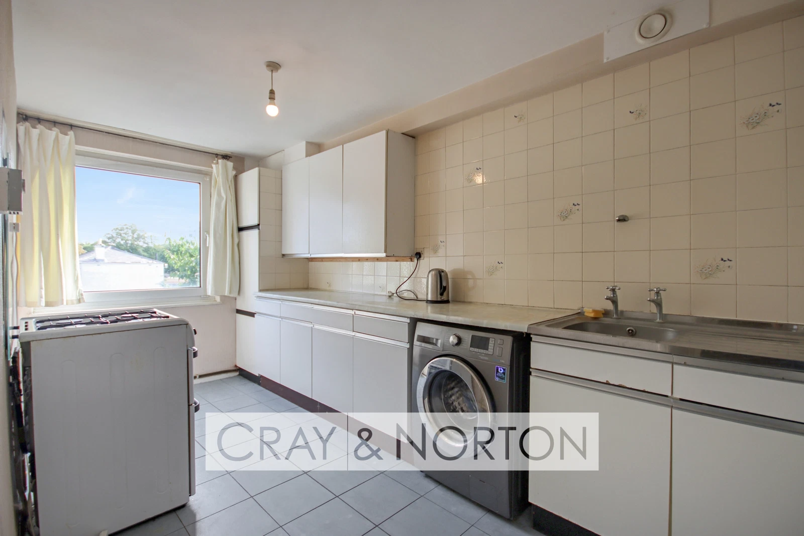 Priory Crescent, Crystal Palace, London, SE19 - image 7