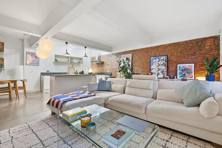 Institute Place, London, E8 - image 5
