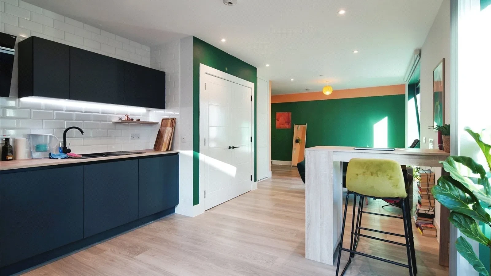 The Furlong, Brighton, East Sussex, BN2 - image 5