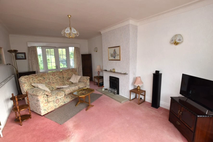 18 Laurel Grove, Bingley, West Yorkshire, BD16 2RY - image 4