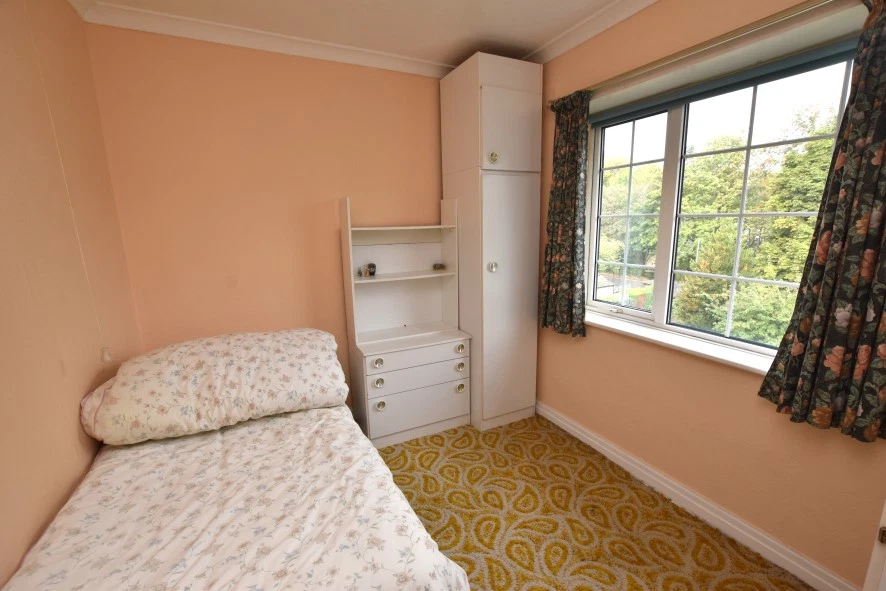 18 Laurel Grove, Bingley, West Yorkshire, BD16 2RY - image 7