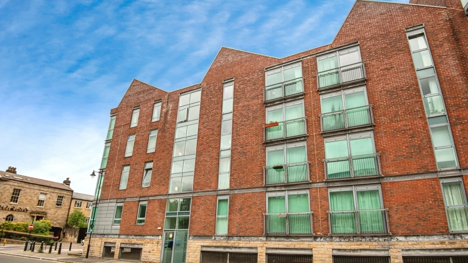 Penistone Road, Sheffield, S6 - image 1