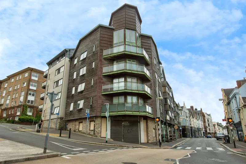 Ebrington Street, Plymouth, PL4 - image 3