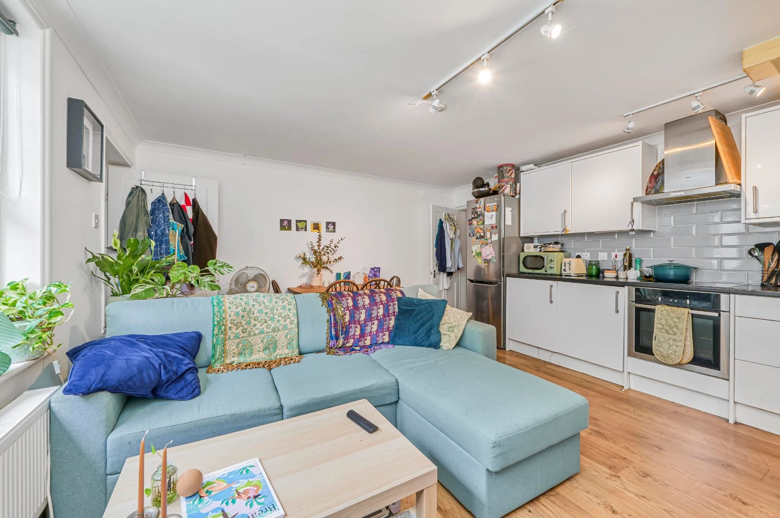 Barnsbury Street, Islington, London, N1 - image 40