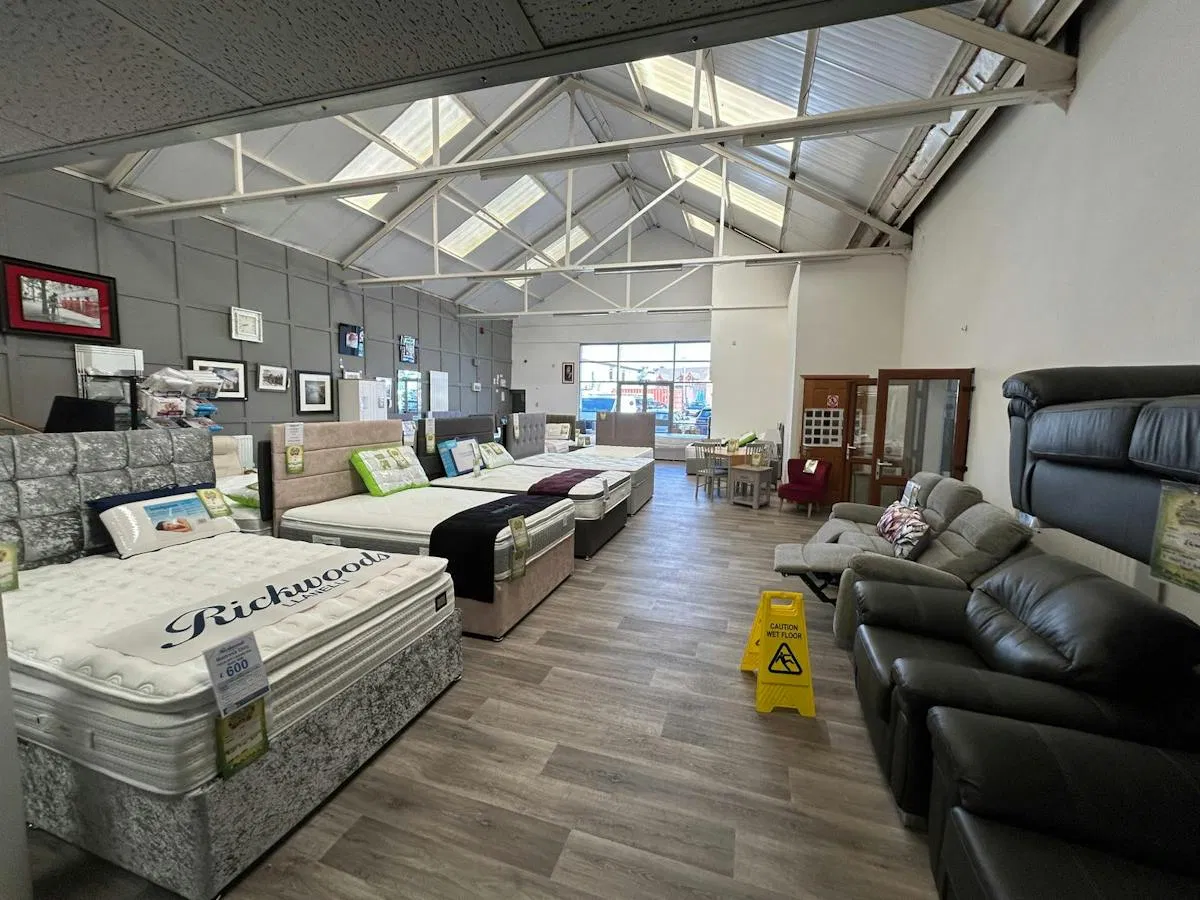 Unit 2, Sandy Bridge, Llanelli, Carmarthenshire, SA15 3EU - image 2