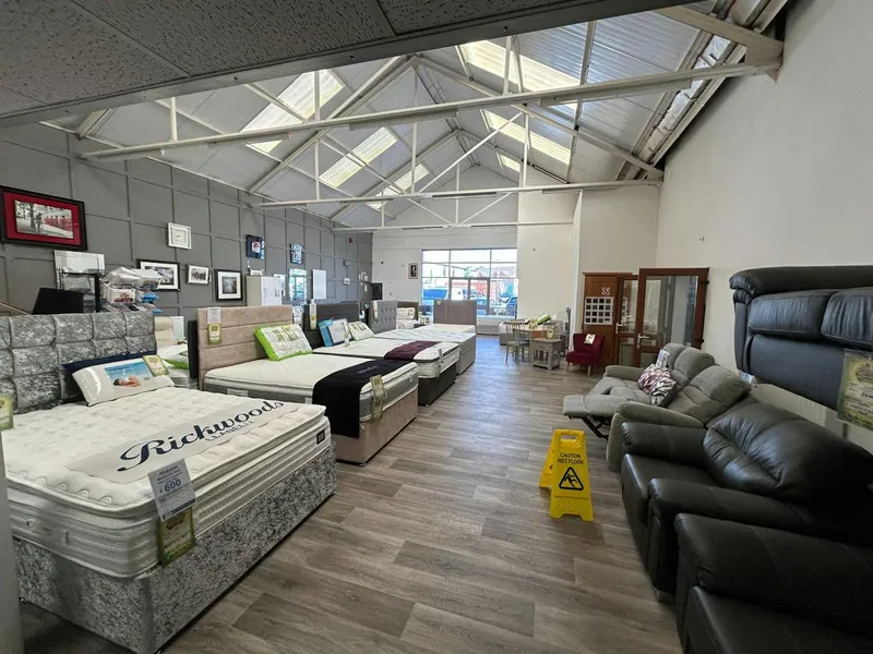 Unit 2, Sandy Bridge, Llanelli, Carmarthenshire, SA15 3EU - image 2