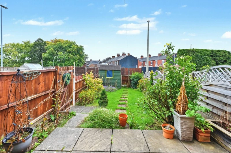 Northwood Green, Northwood, Stoke-on-Trent, Staffordshire, ST1 2AR - image 23