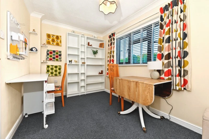 Northwood Green, Northwood, Stoke-on-Trent, Staffordshire, ST1 2AR - image 8