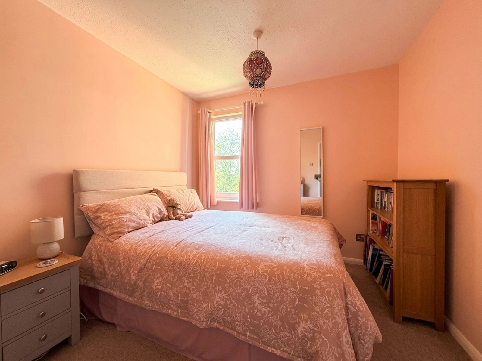 Whitworth Crescent, Riverside Court, SO18 - image 11