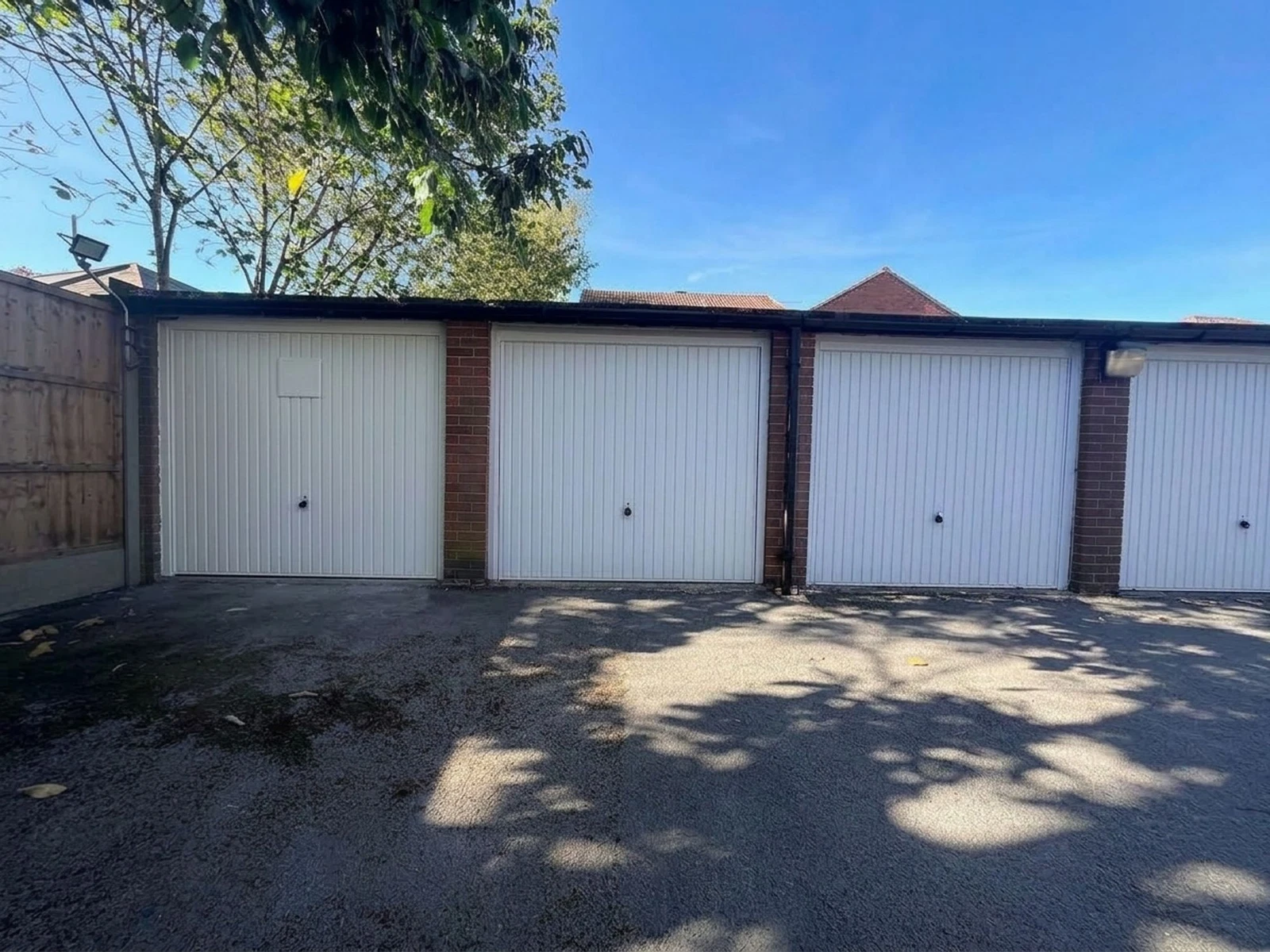 Whitworth Crescent, Riverside Court, SO18 - image 2