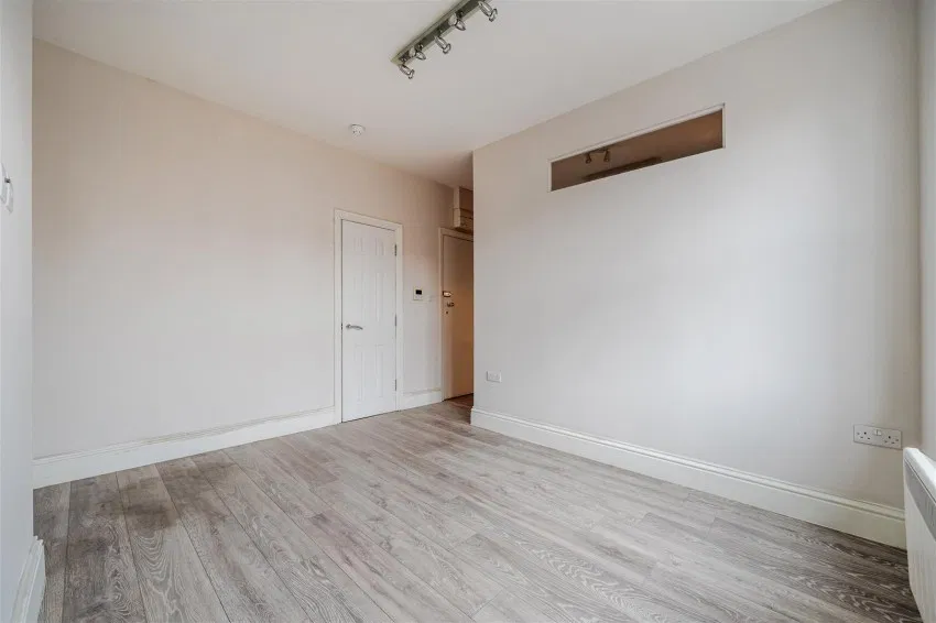 Prospect Street, Caversham, Reading - image 5