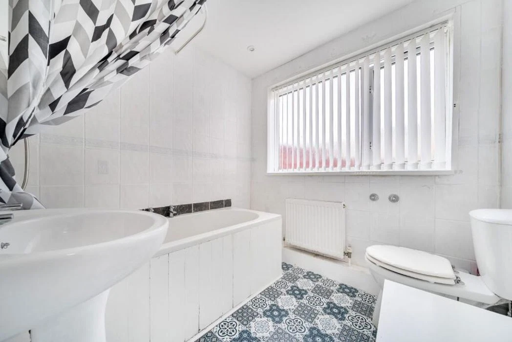 Toronto Road, Portsmouth, Hampshire, PO2 7QD - image 9