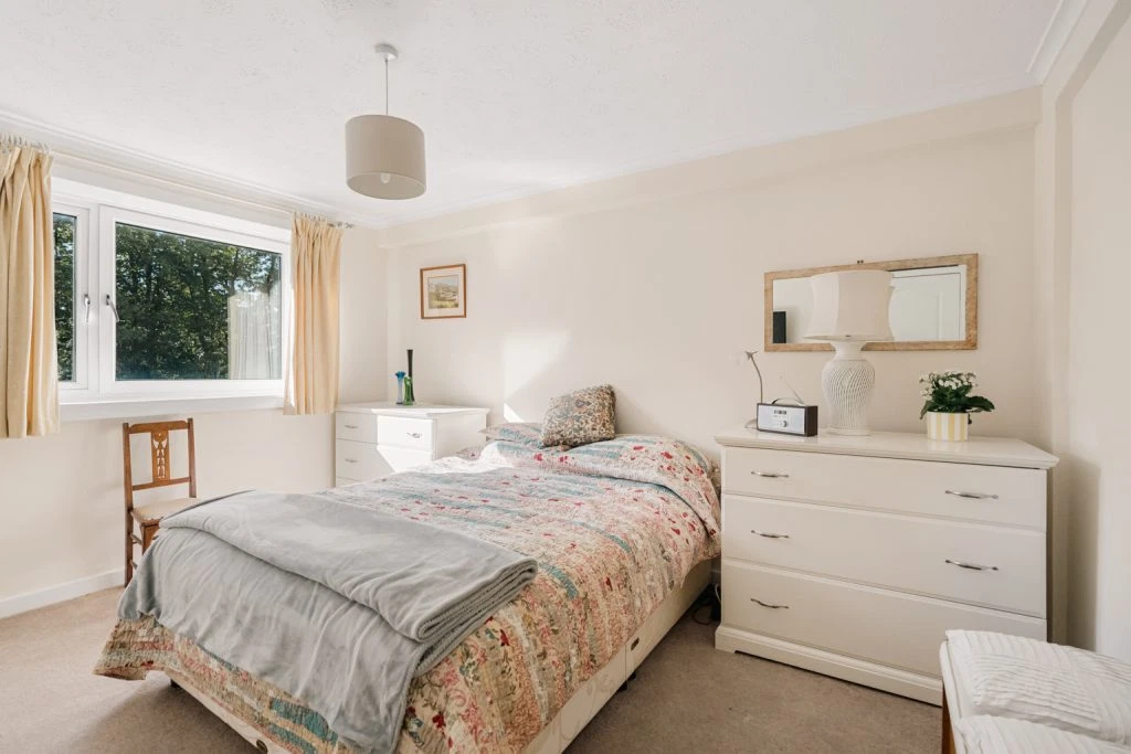 6 Sydenham Road, Dowanhill, G12 - image 8