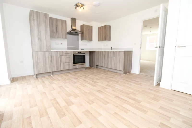 Pamertons Court, Kenilworth, CV8 - image 2