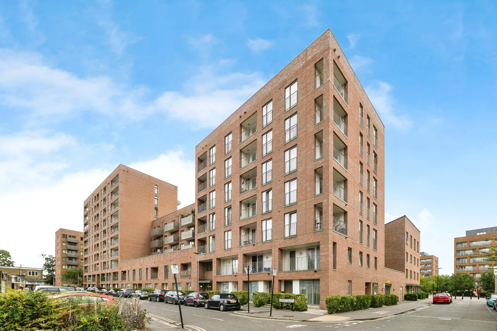7, Edwin Street, London, E16 - image 1