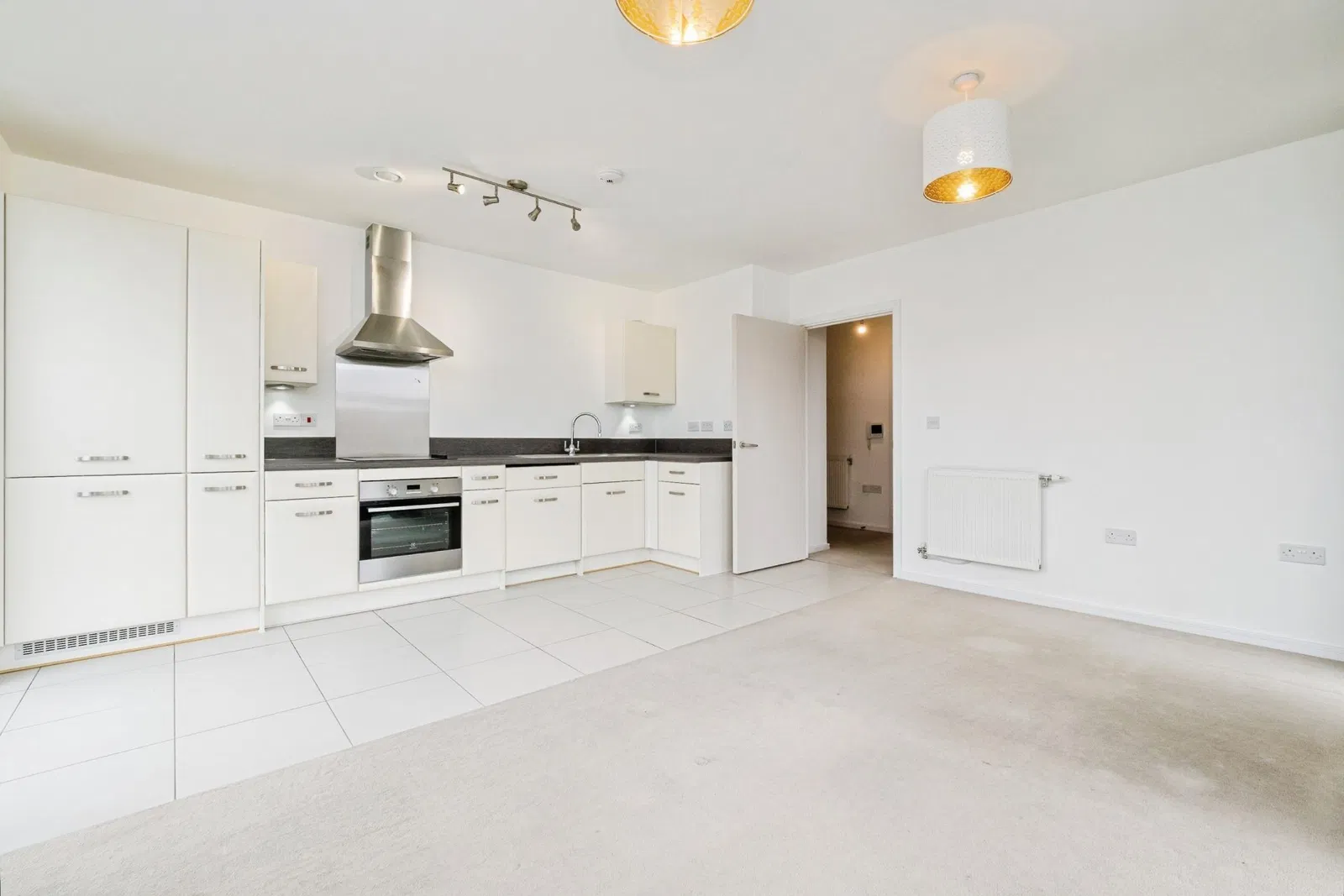 7, Edwin Street, London, E16 - image 3