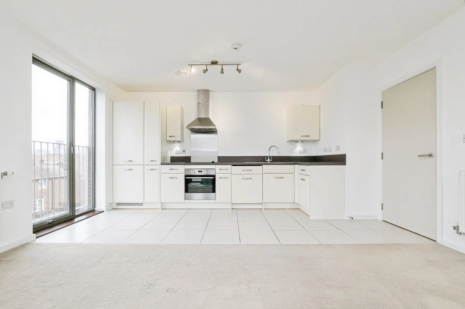 7, Edwin Street, London, E16 - image 5