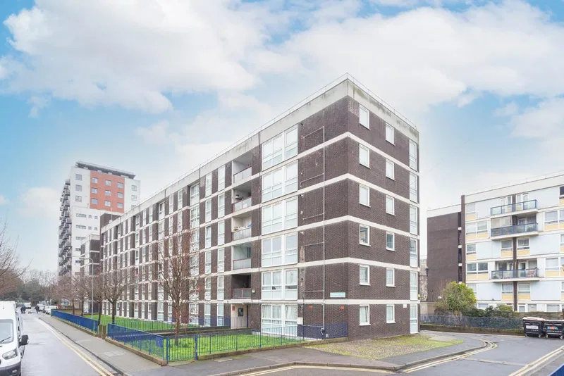 De Beauvoir Estate, London, N1 5TN