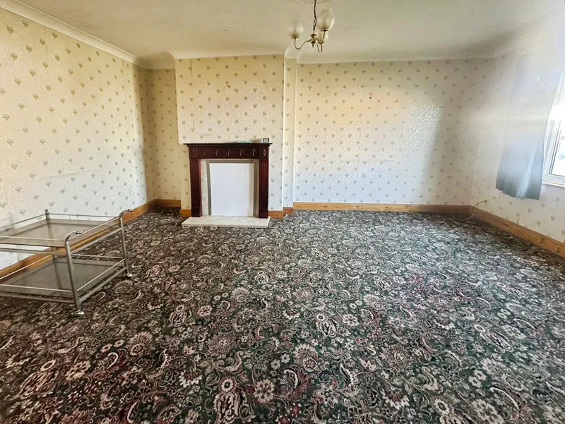 Warstones Road, Wolverhampton, WV4 - image 2