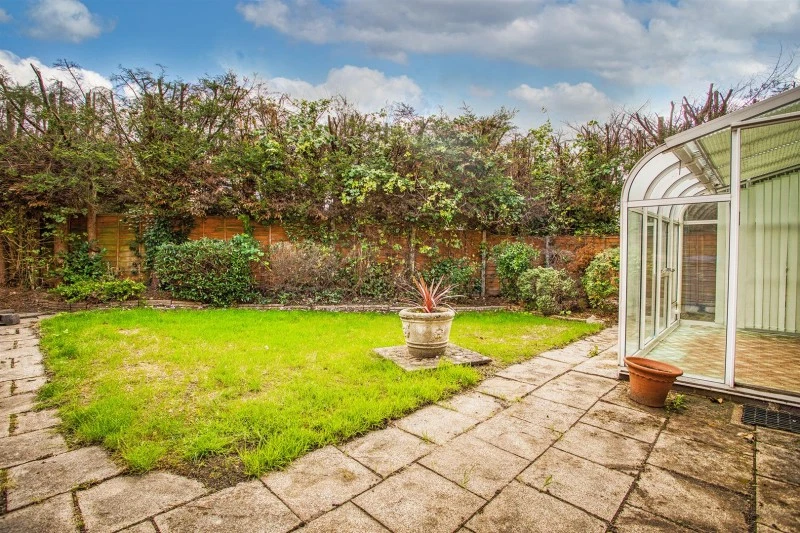Pendlebury Drive, Mickleover, Derby - image 9
