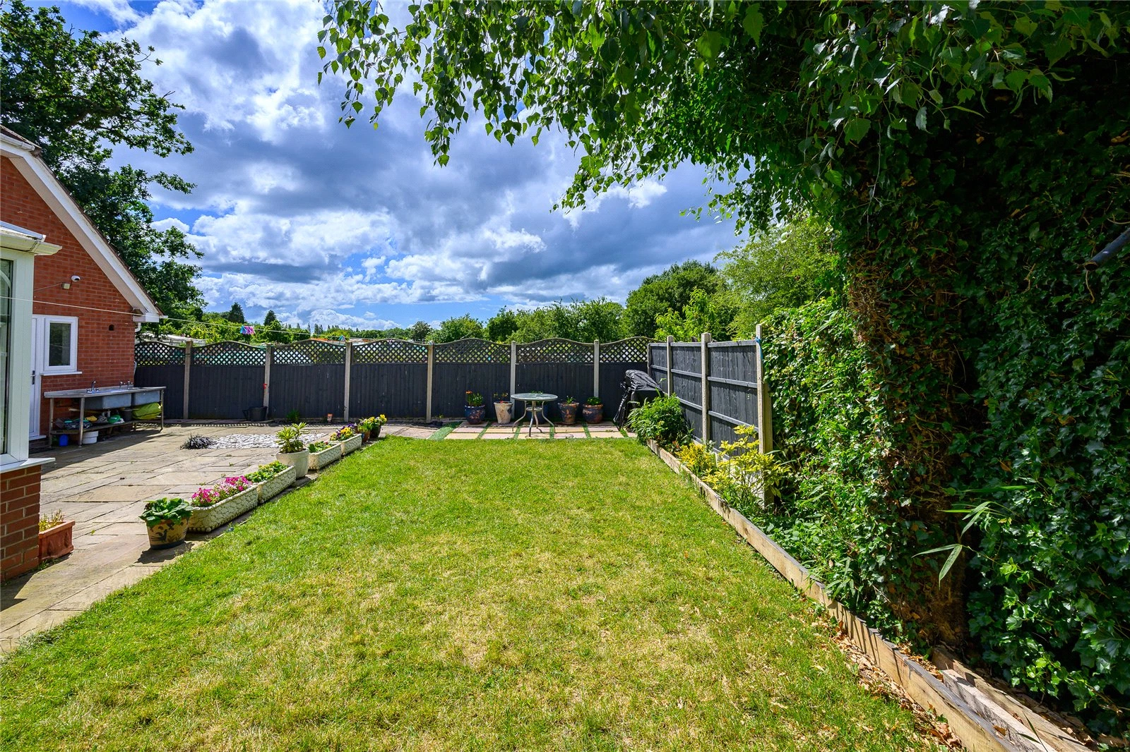 Darley Drive, Dunstall Park, Wolverhampton, West Midlands, WV6 - image 35