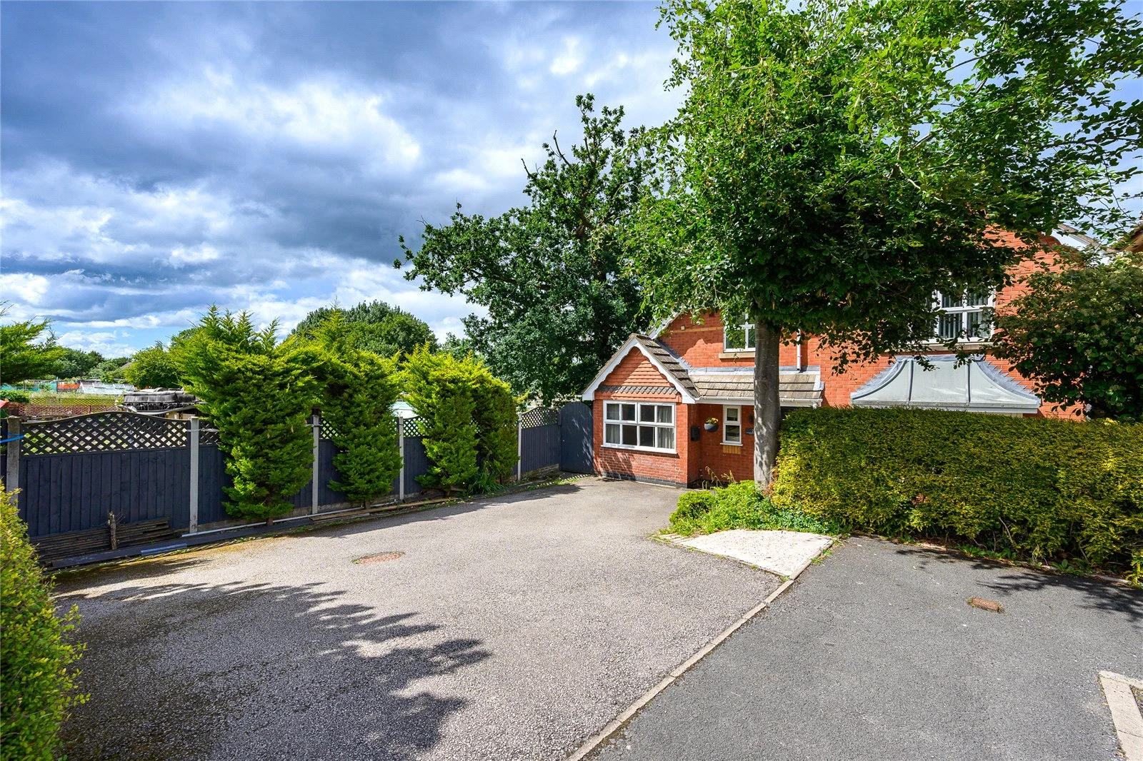 Darley Drive, Dunstall Park, Wolverhampton, West Midlands, WV6 - image 38