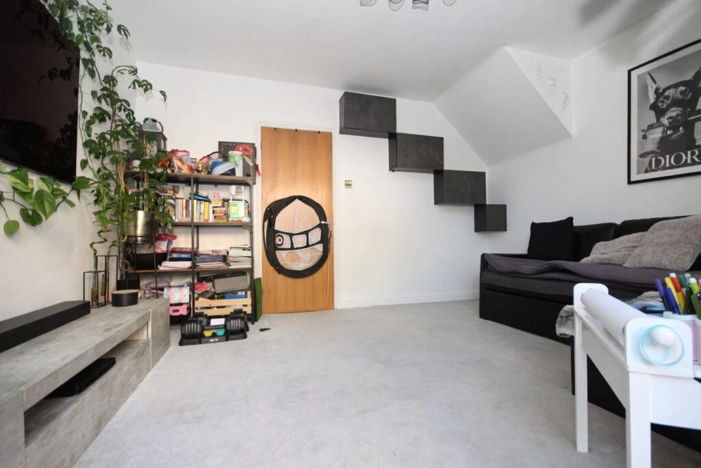 Alum Chine Road, Westbourne - image 4