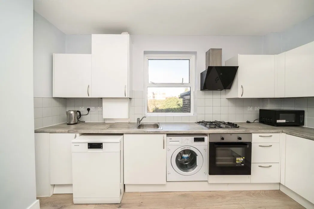 Hastings Road, London, Greater London, W13 8QH - image 4