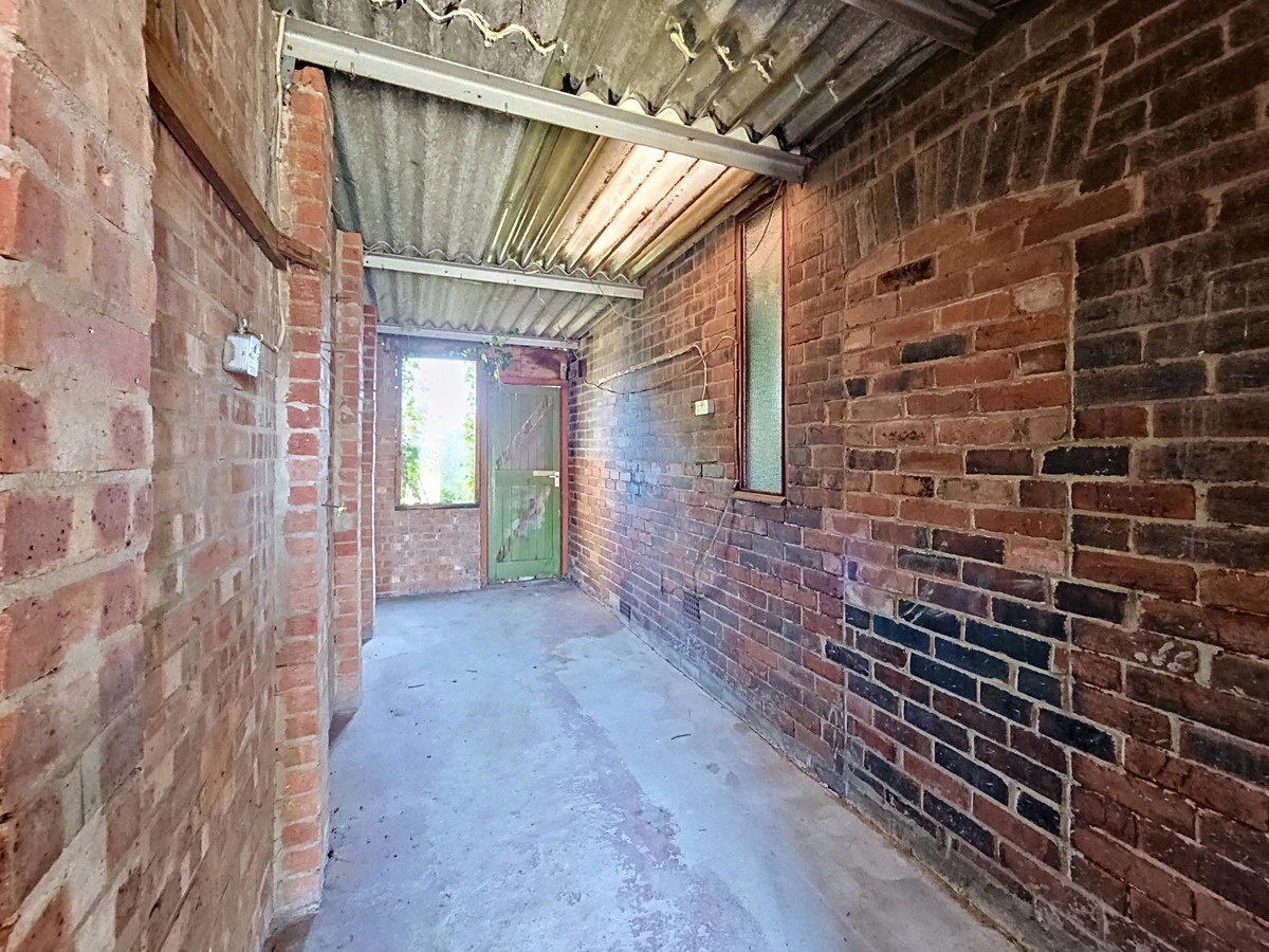Handsworth Road, Sheffield, S13 - image 9