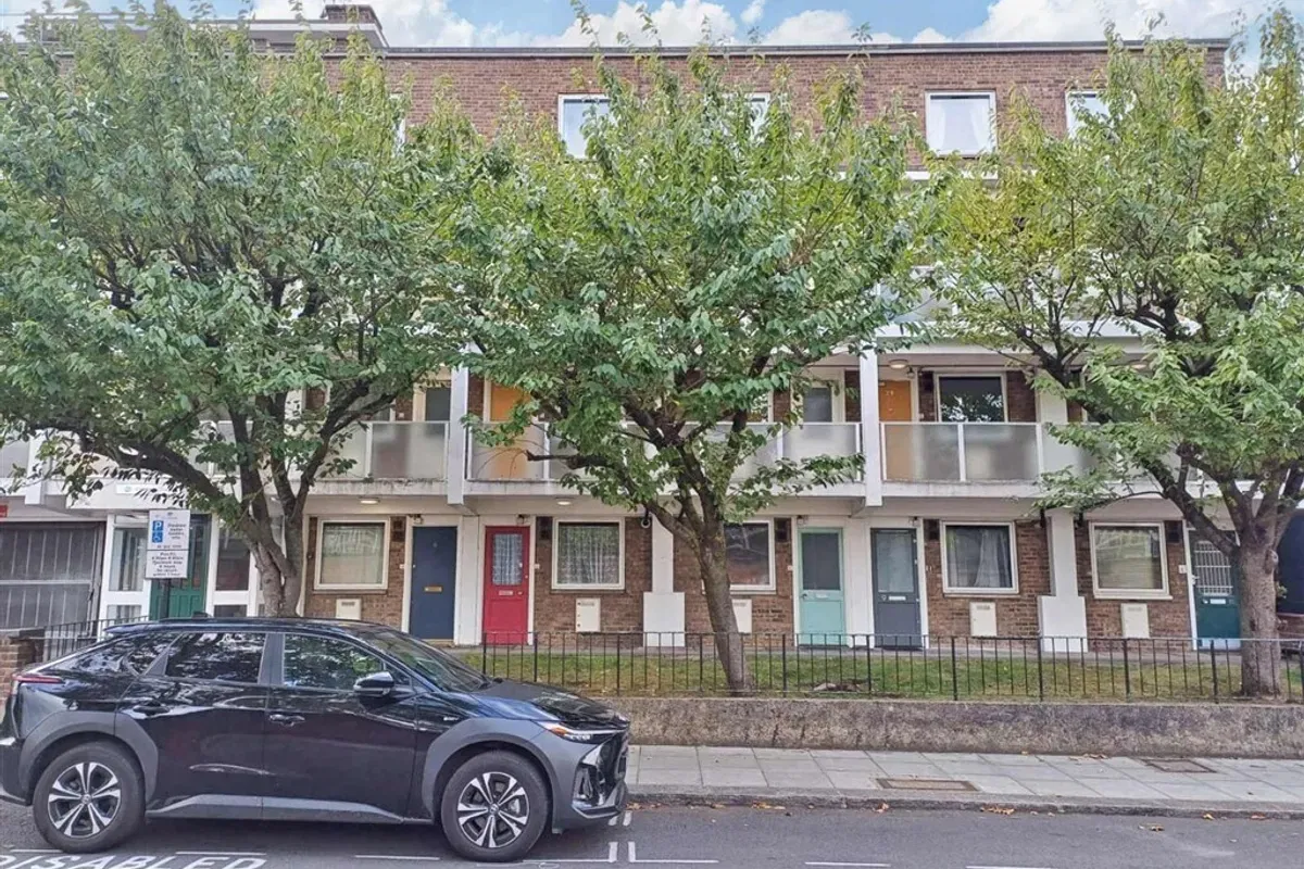 50 Westbourne Park Villas, London - image 1