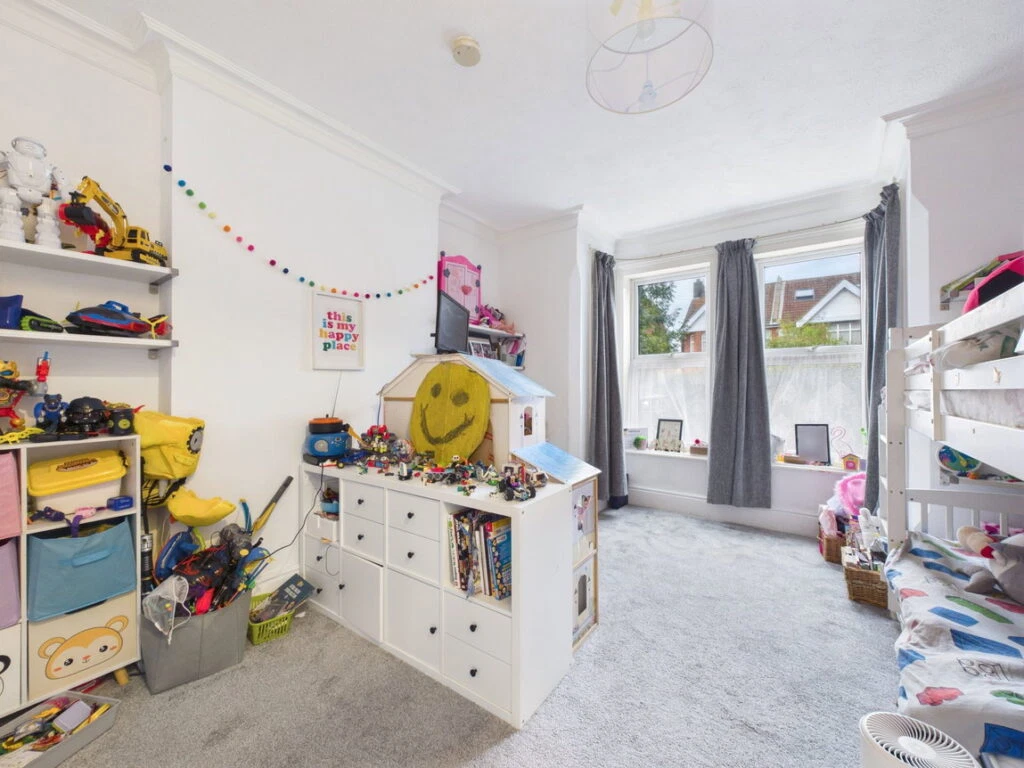 Valencia Road, Worthing, BN11 4 - image 8