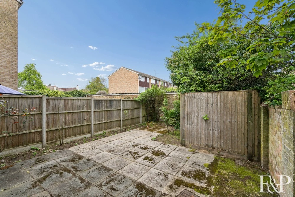 Boulters Lane, Maidenhead - image 11
