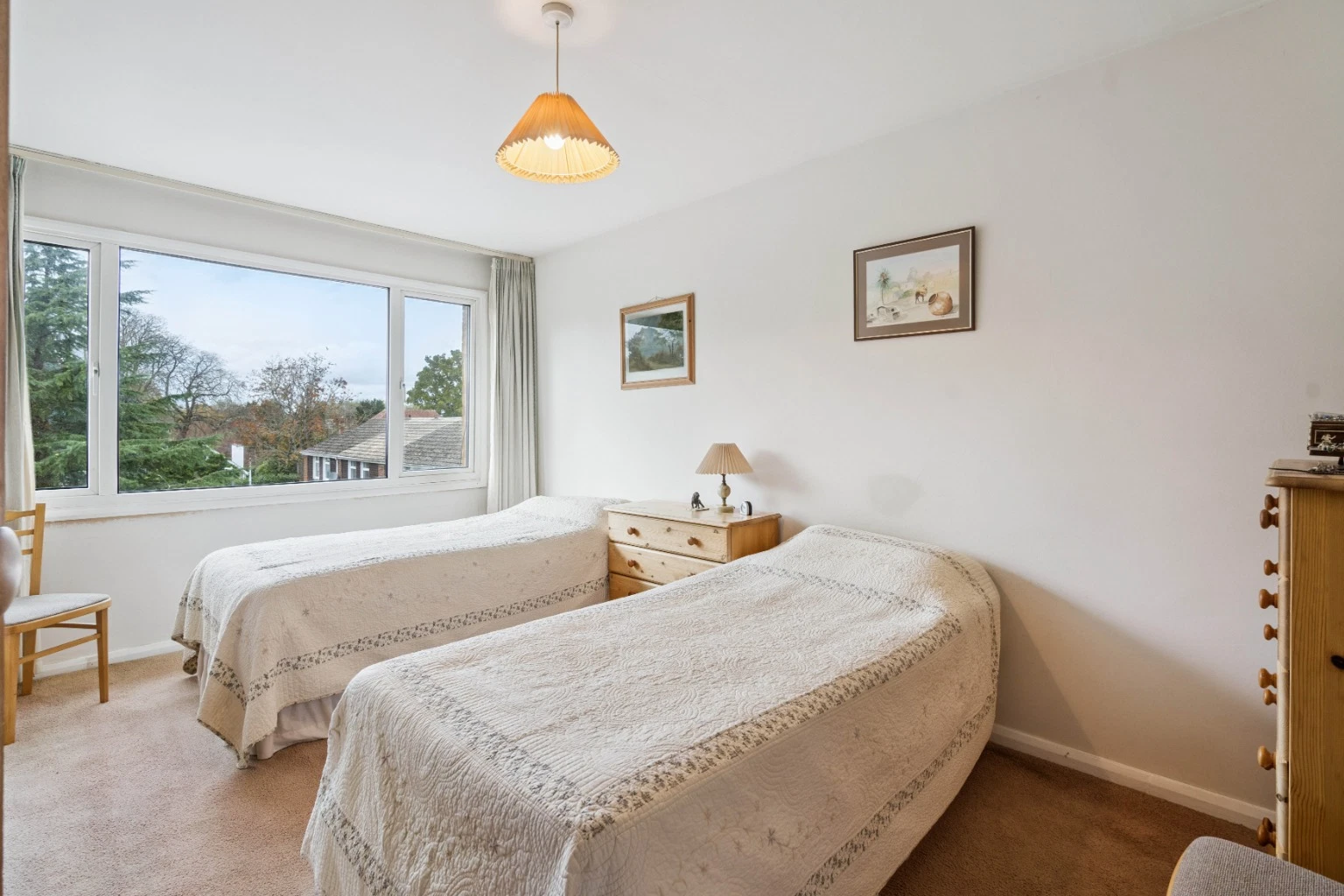 Boulters Lane, Maidenhead - image 9