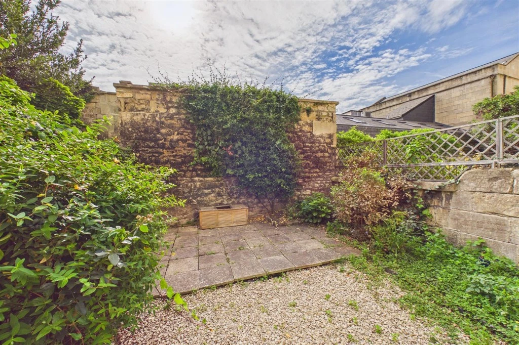 Ground Floor Garden Flat, 3 Alfred Street, Walcot, Bath, BA1 2QU - image 25