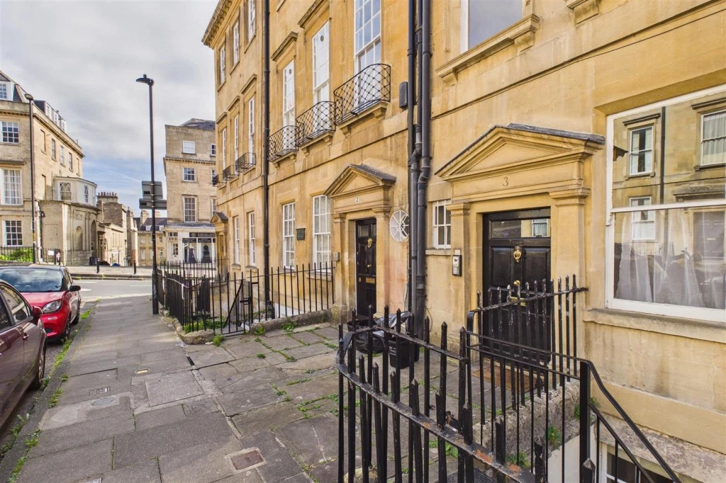 Ground Floor Garden Flat, 3 Alfred Street, Walcot, Bath, BA1 2QU - image 6