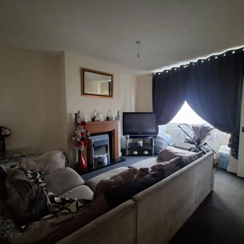 3 Sydenham Road, Hartlepool, Cleveland, TS25 1QA - image 3