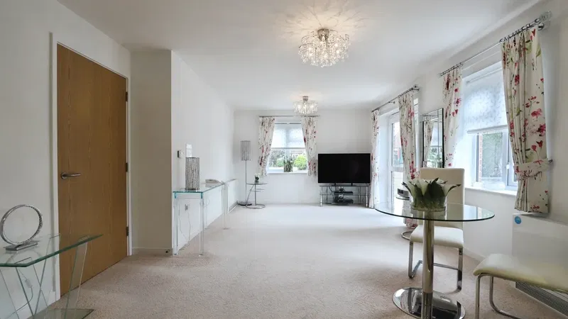North Street, Milton Regis, Sittingbourne, Kent, ME10 - image 3