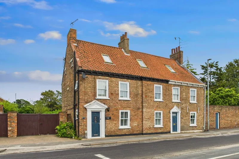 Newgate Street, Cottingham, HU16 4DT