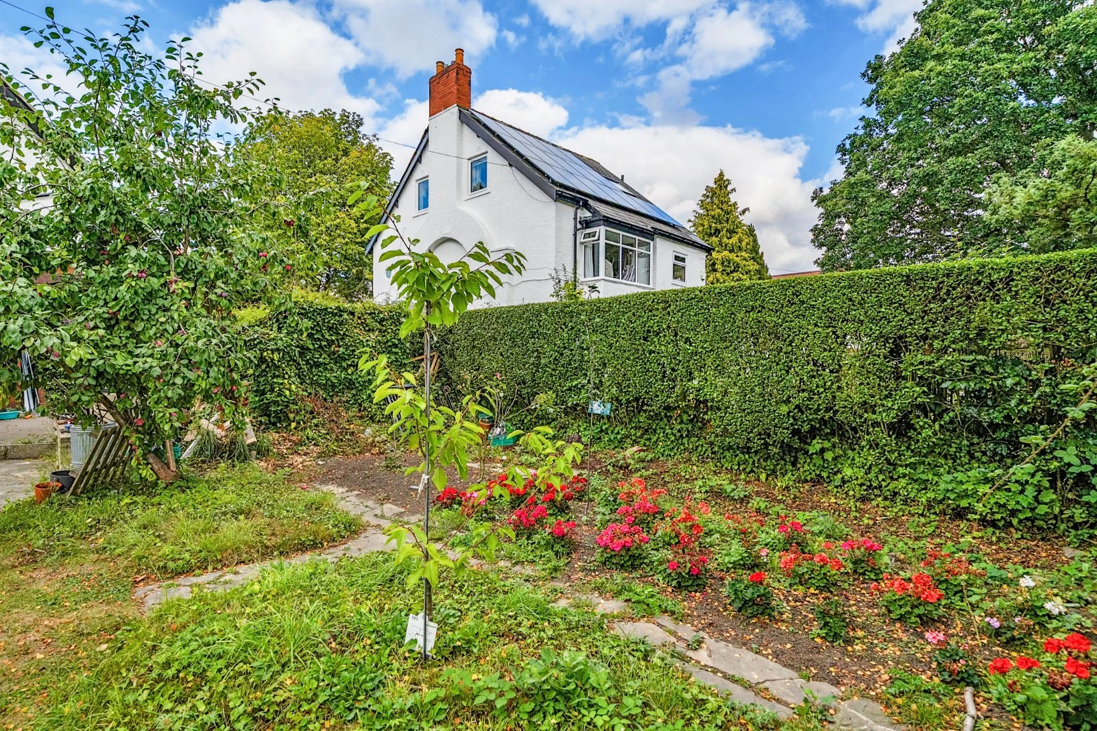 North Parade, West Park, Leeds, LS16 - image 26